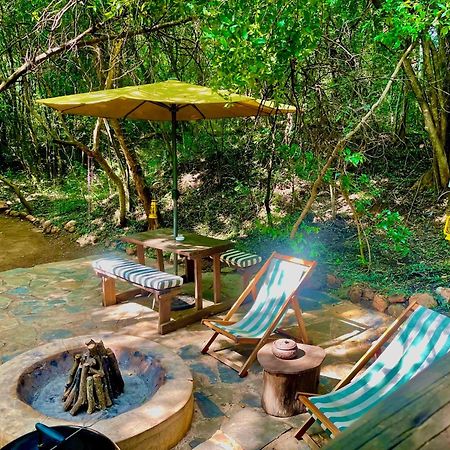Iris Retreat & Island Day Spa Hartbeespoort Exteriör bild