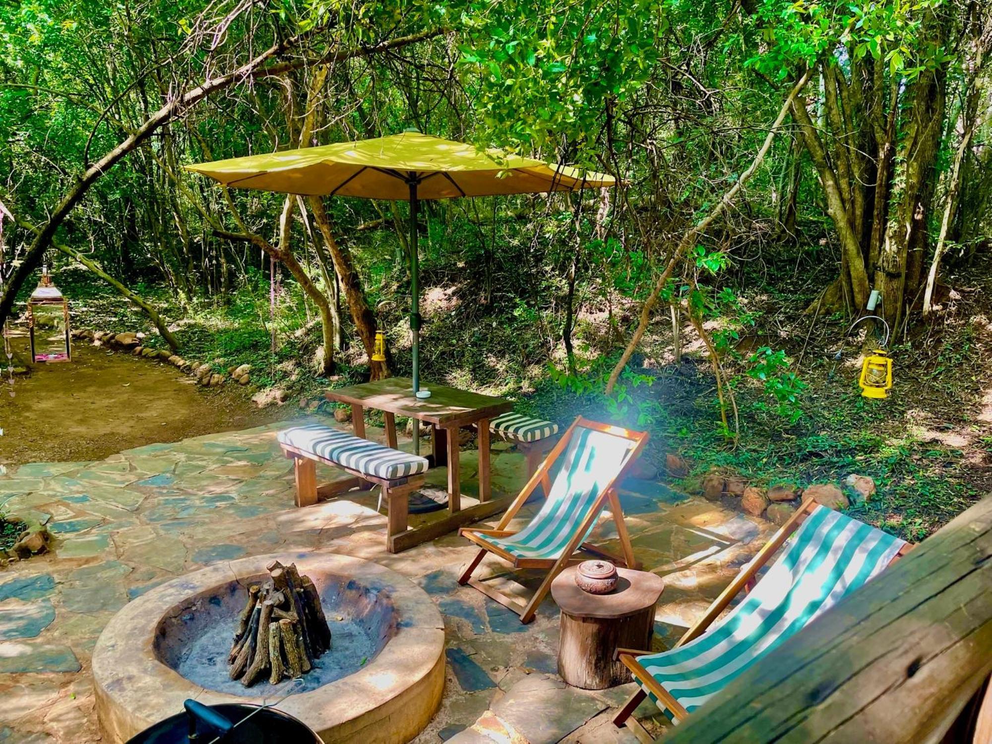 Iris Retreat & Island Day Spa Hartbeespoort Exteriör bild