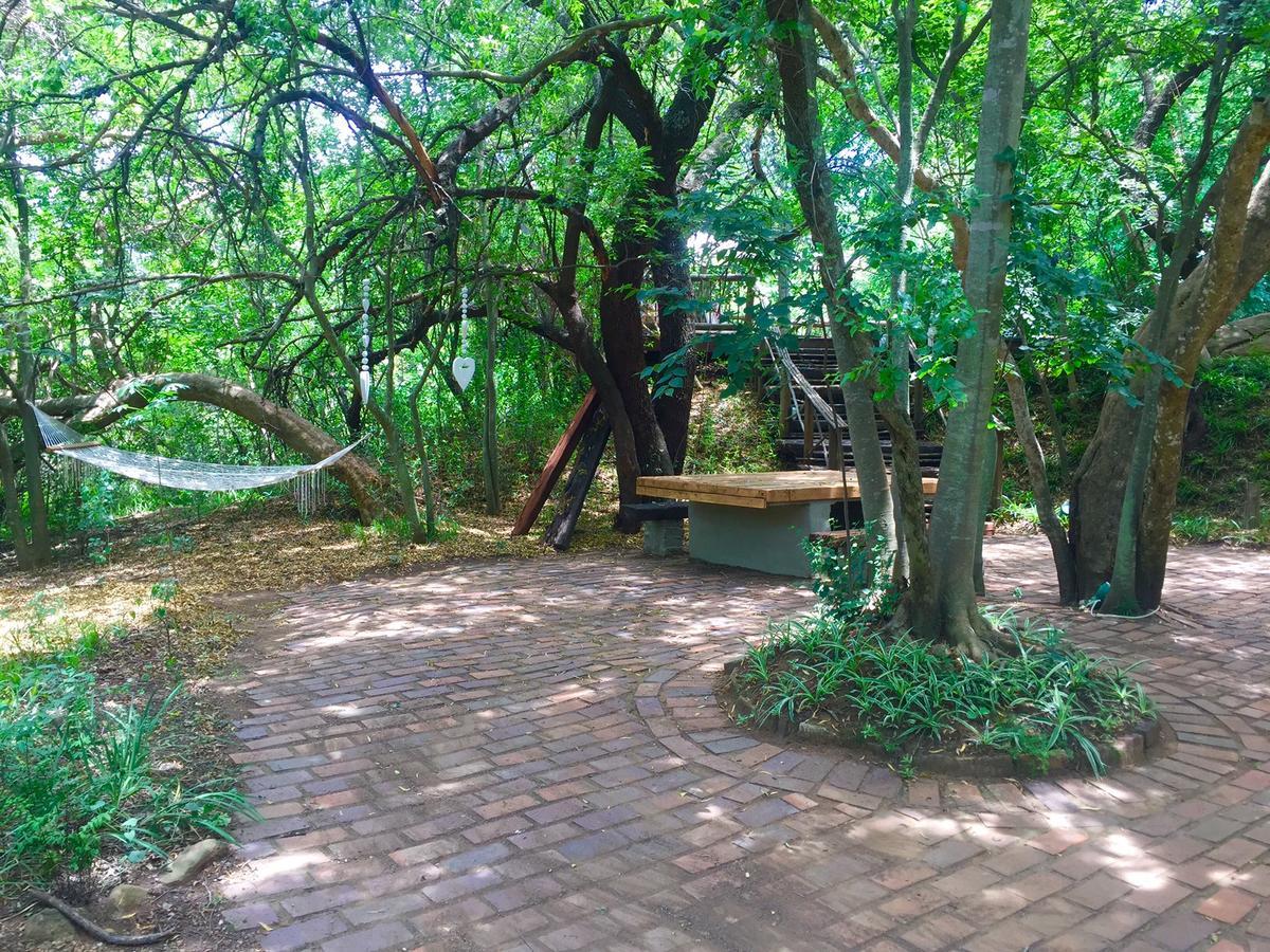 Iris Retreat & Island Day Spa Hartbeespoort Exteriör bild